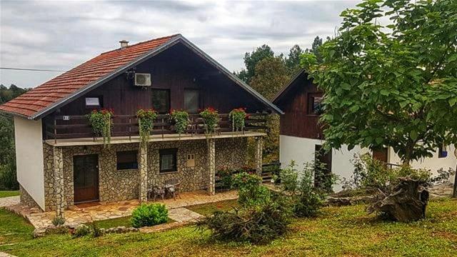 Guest House Iva Slunj Ngoại thất bức ảnh